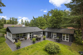 Holiday Home With A Wilderness Bath, Only 100 Meters From The Lovely Beach, Bogø By